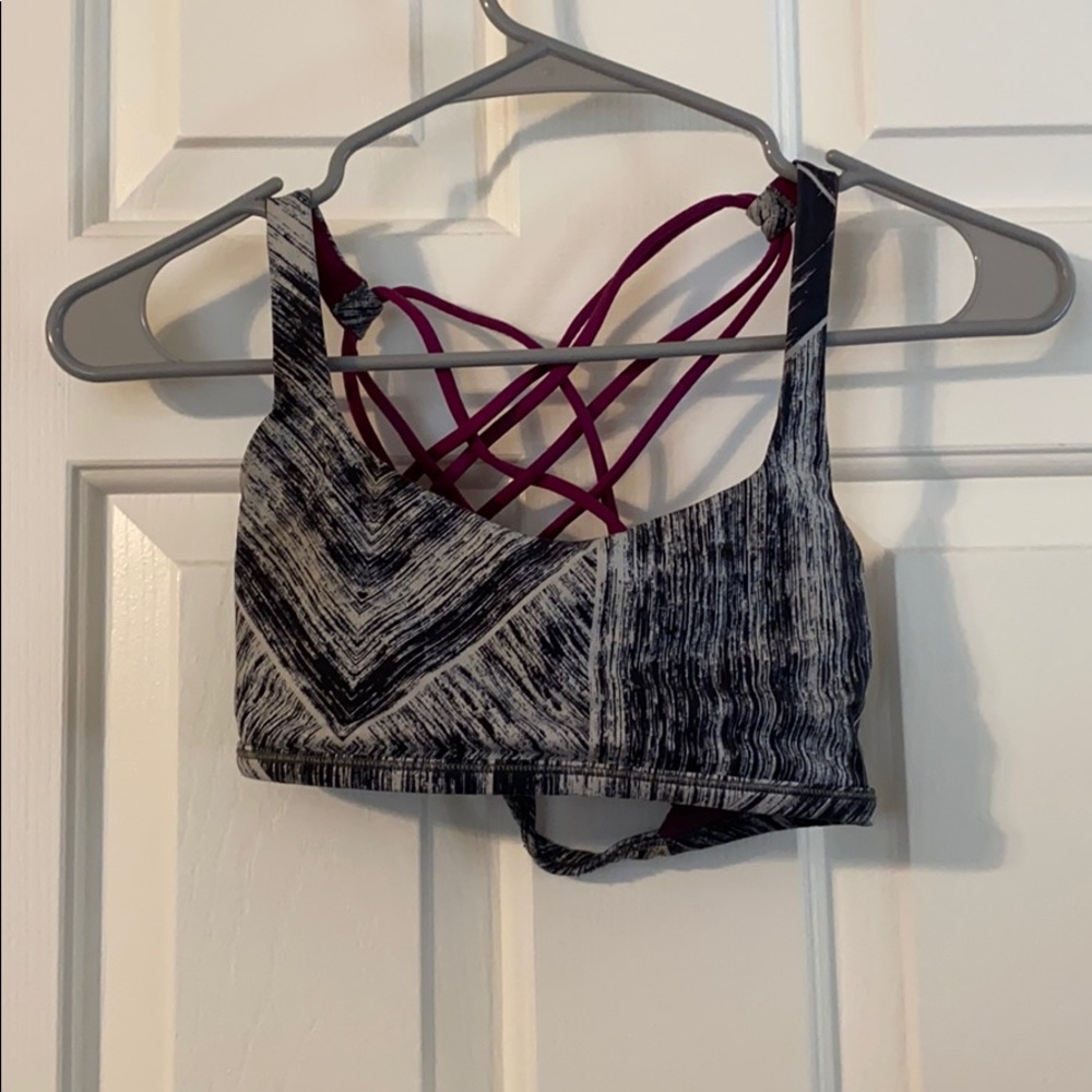 Lululemon cross back sports bra